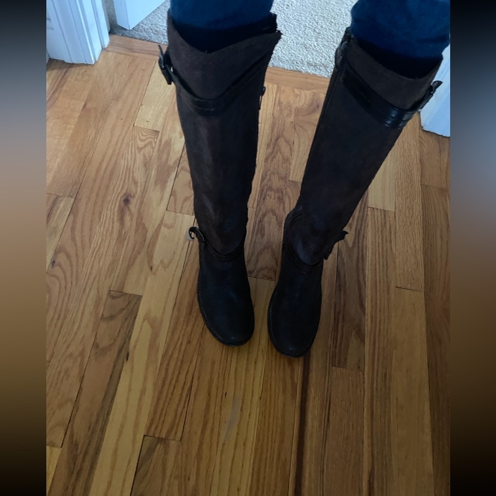 Frye Carmen distressed brown boots